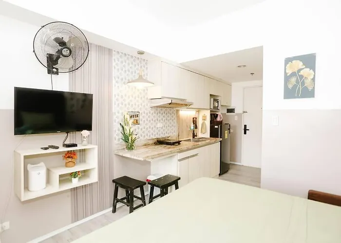 Molly's Place In Sunvida Tower G29-sm Apartment *